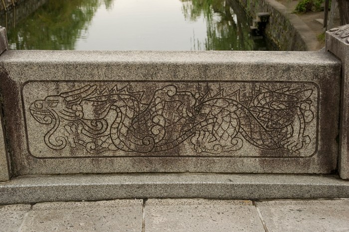 Dragon Carving in Canal Bridge IMG_3115 copy